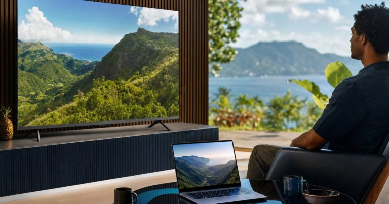 HU7000F 43 pouces vs Samsung Galaxy Book5 Pro 14 » : quel écran choisir pour son setup multimédia en Guadeloupe ?